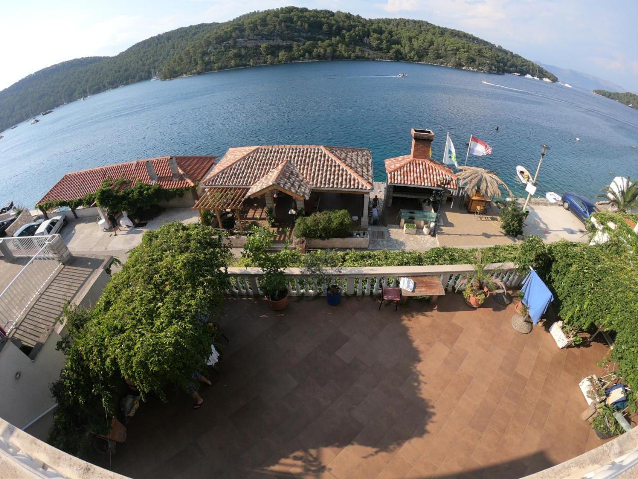 Sea House Mljet Hotell Polače Exteriör bild